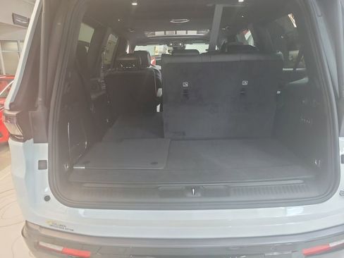 New 2026 Jeep Grand Wagoneer Limited image 31
