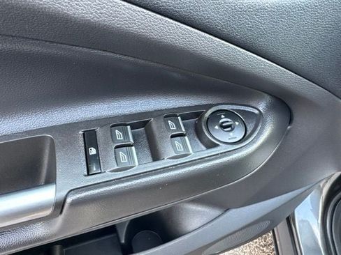 Used 2017 Ford Escape Titanium AWD/4WD image 9