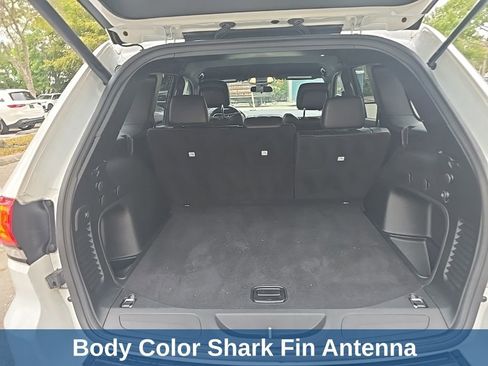 Used 2021 Jeep Grand Cherokee Laredo X image 9