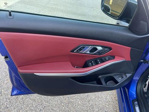 Used 2022 BMW 330i xDrive Sedan w/ M Sport Package image 24