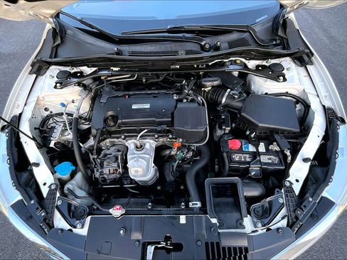 Used 2016 Honda Accord Sport image 28