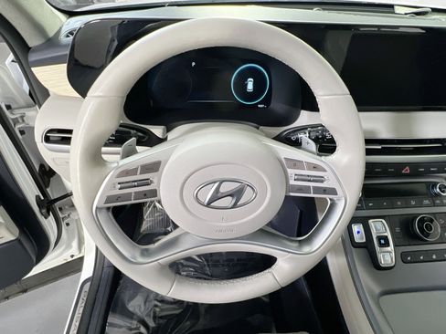 Used 2024 Hyundai Palisade Limited AWD/4WD image 11