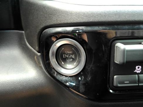 Used 2025 Chevrolet Silverado 1500 LT w/ Convenience Package II RWD image 38