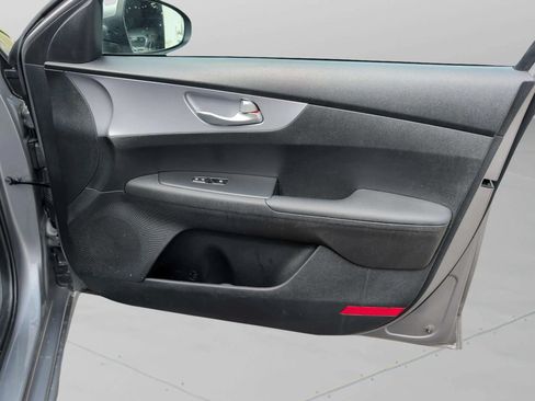 Used 2024 Kia Forte LXS FWD image 35