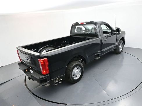 New 2026 Ford F250 XL w/ XL Driver Assist Package RWD image 24