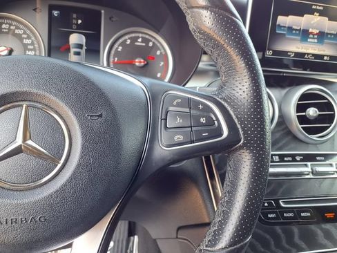 Used 2018 Mercedes-Benz GLC 300 4MATIC Coupe image 12