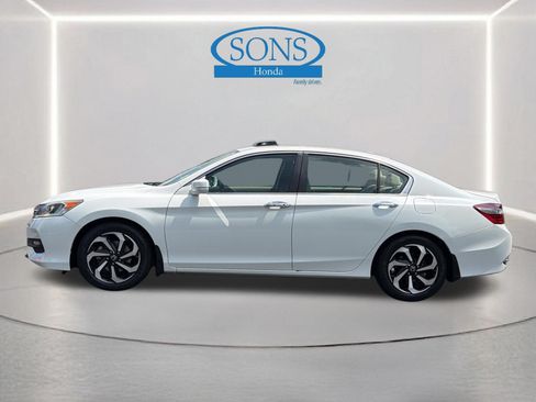 Used 2017 Honda Accord EX-L image 21