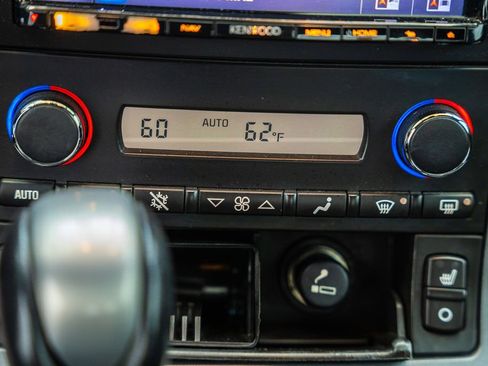 Used 2006 Chevrolet Corvette Convertible w/ Preferred Equipment Group image 25