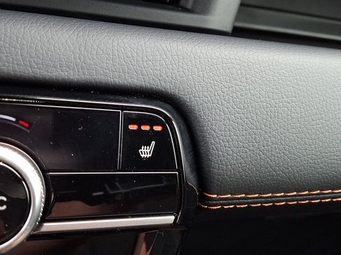Certified 2025 Honda Pilot Sport image 27