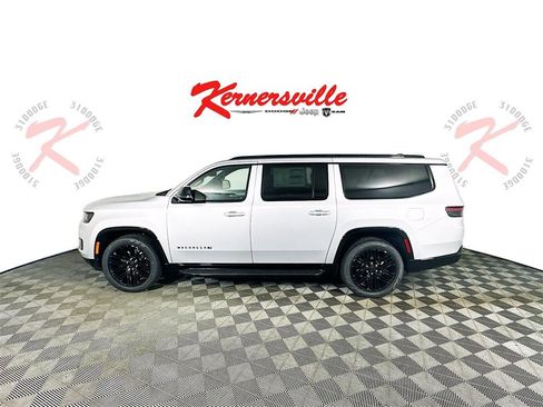 New 2025 Jeep Wagoneer L Series II w/ Premium Group I image 4