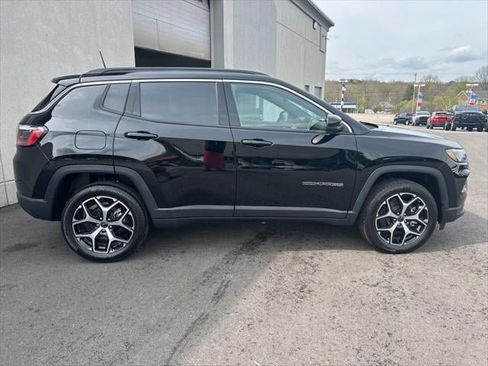 New 2026 Jeep Compass Limited AWD/4WD image 37