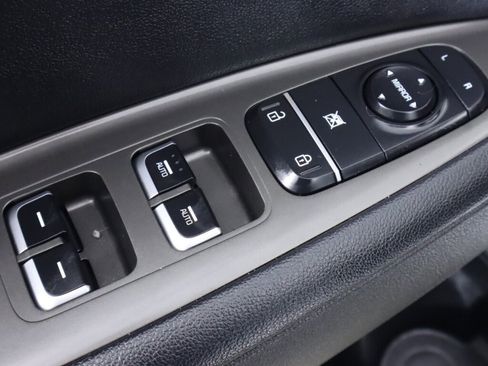 Used 2020 Kia Optima SE image 29