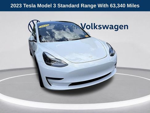 Used 2023 Tesla Model 3 Standard Range RWD image 1