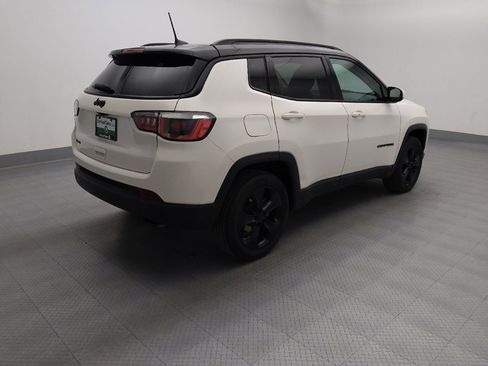 Used 2018 Jeep Compass Latitude w/ Popular Equipment Group AWD/4WD image 10