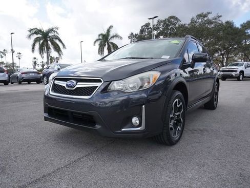 Used 2017 Subaru Crosstrek 2.0i Limited image 22