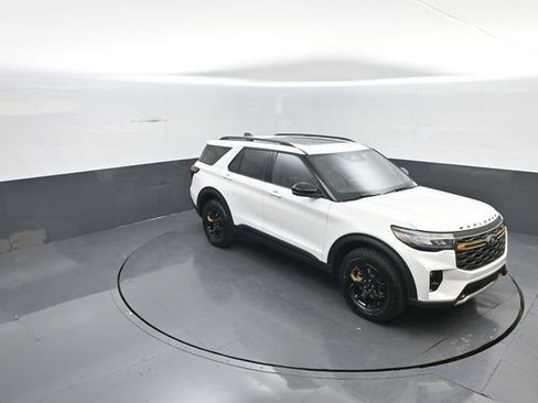 New 2026 Ford Explorer Tremor w/ Tremor Ultimate Package image 9