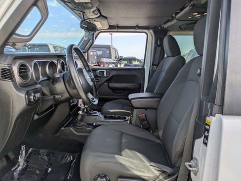 Used 2020 Jeep Wrangler Sport AWD/4WD image 21