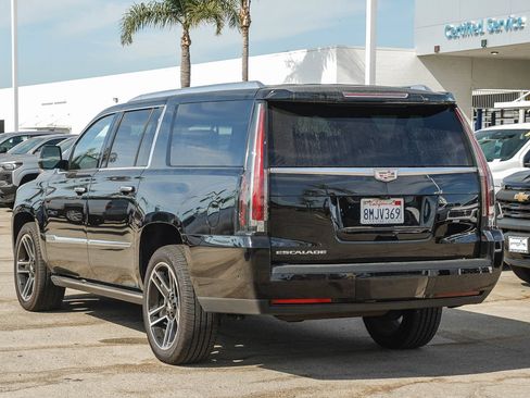 Used 2019 Cadillac Escalade ESV Platinum AWD/4WD image 6