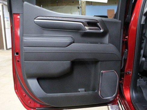 New 2026 GMC Sierra 1500 SLT w/ SLT Premium Plus Package image 14