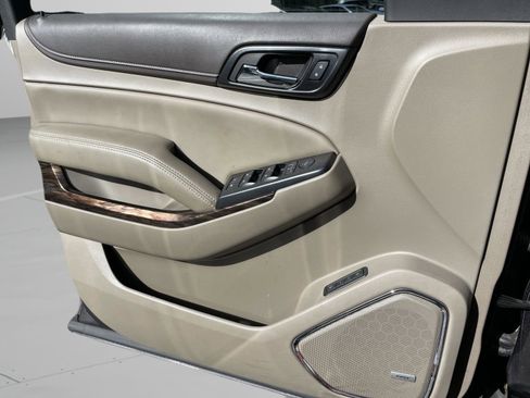 Used 2017 GMC Yukon SLT image 26