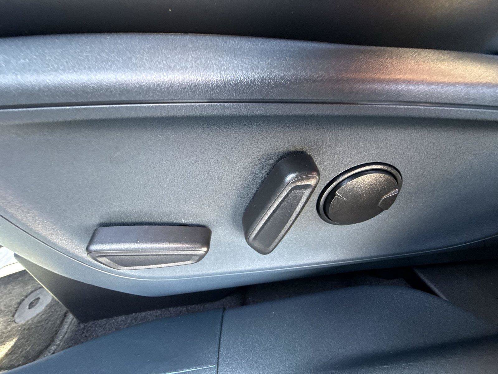 Used 2026 Ford Maverick Lariat AWD/4WD image 15