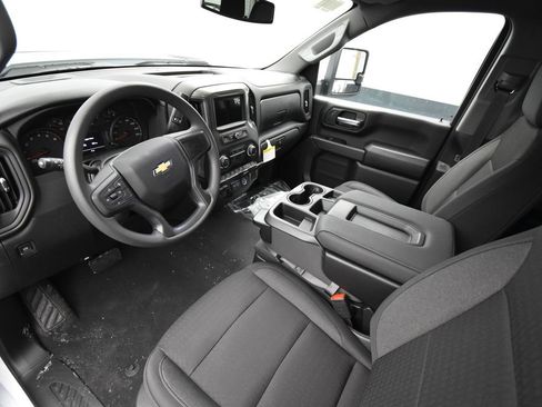 New 2026 Chevrolet Silverado 2500 Custom w/ Custom Value Package AWD/4WD image 8