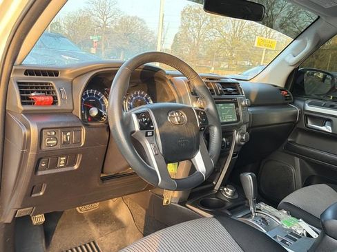 Used 2019 Toyota 4Runner SR5 image 10