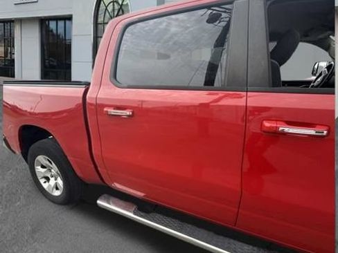 Used 2019 RAM 1500 Big Horn AWD/4WD image 4