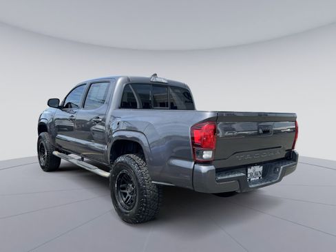Used 2018 Toyota Tacoma SR w/ SR Convenience Package RWD image 7