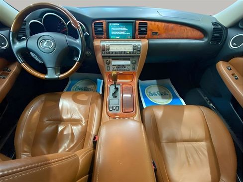 Used 2005 Lexus SC 430 Convertible RWD image 17