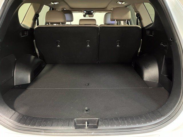 Used 2023 Hyundai Santa Fe Limited w/ Cargo Package AWD/4WD image 17