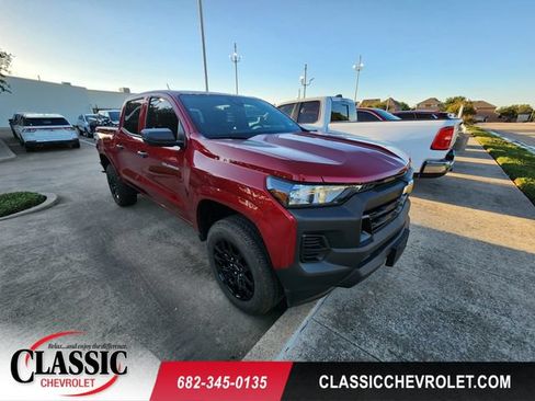 Used 2025 Chevrolet Colorado W/T w/ WT Custom Package RWD image 1