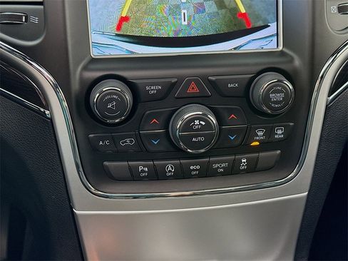 Used 2016 Jeep Grand Cherokee High Altitude image 17