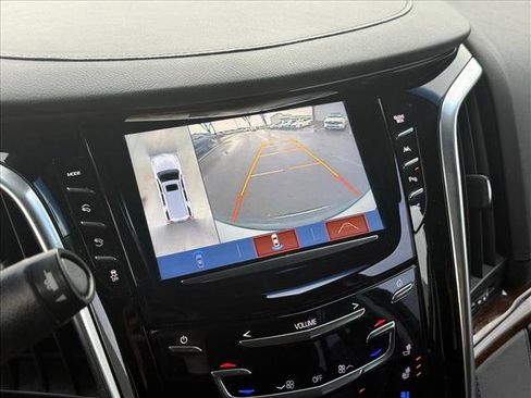 Used 2019 Cadillac Escalade ESV Luxury image 10