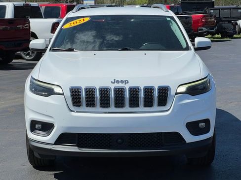 Used 2021 Jeep Cherokee Latitude Plus AWD/4WD image 40