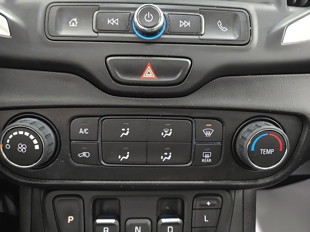 Used 2018 GMC Terrain SLE AWD/4WD image 23