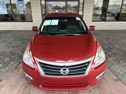 Used 2015 Nissan Altima 3.5 SL FWD image 28