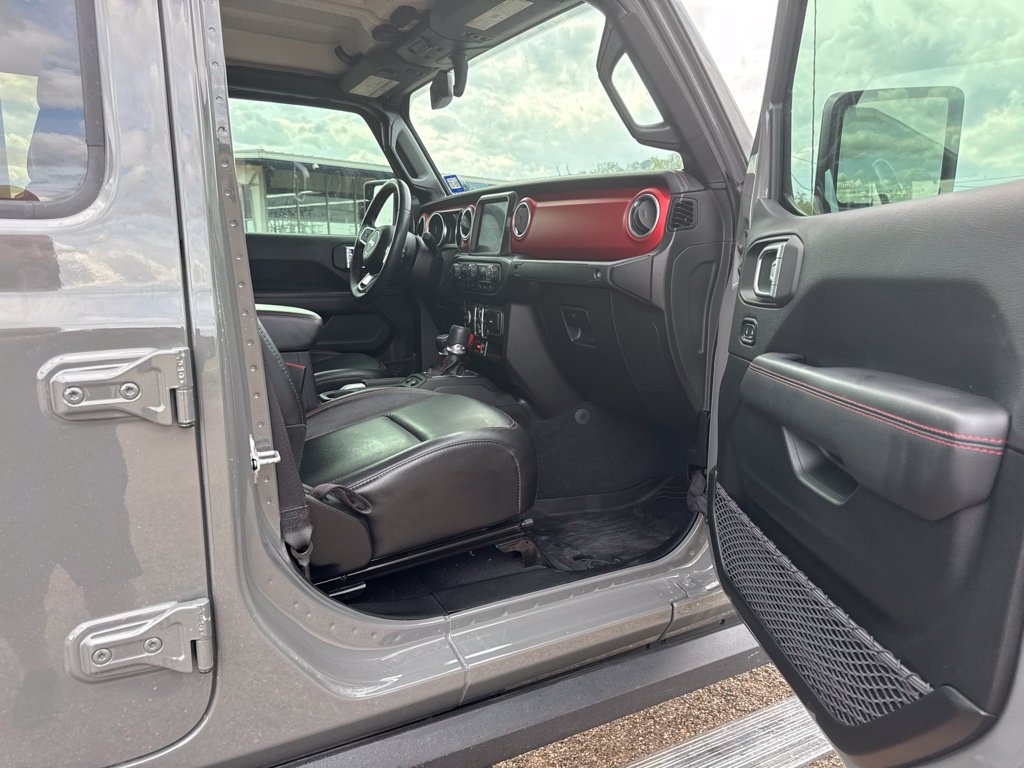 Used 2020 Jeep Gladiator Rubicon AWD/4WD image 17