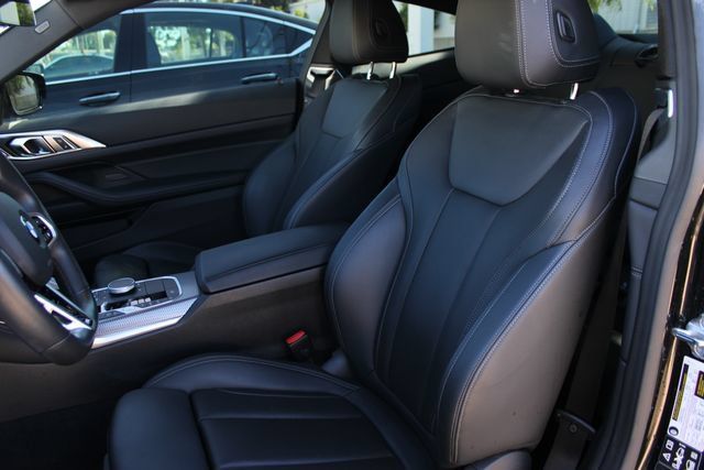 Used 2025 BMW 430i xDrive Coupe w/ M Sport Package AWD/4WD image 22