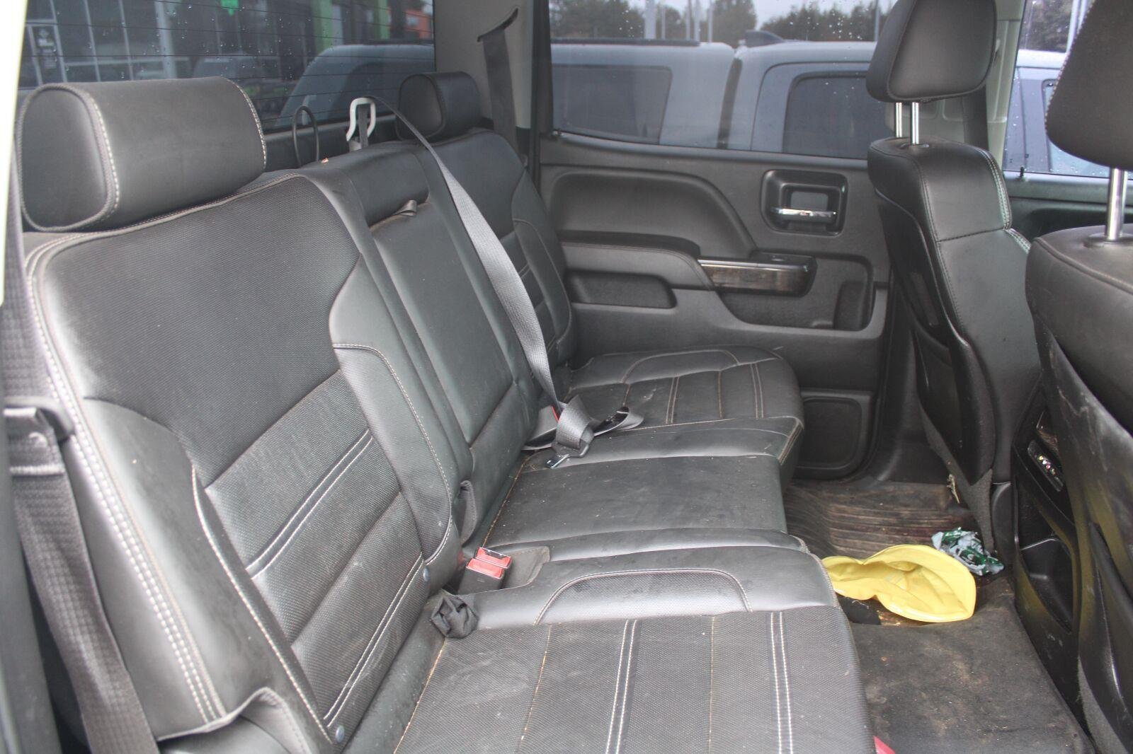 Used 2015 GMC Sierra 2500 Denali w/ Duramax Plus Package AWD/4WD image 5