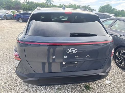 Used 2024 Hyundai Kona SEL FWD image 7
