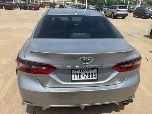 Used 2024 Toyota Camry SE FWD image 7