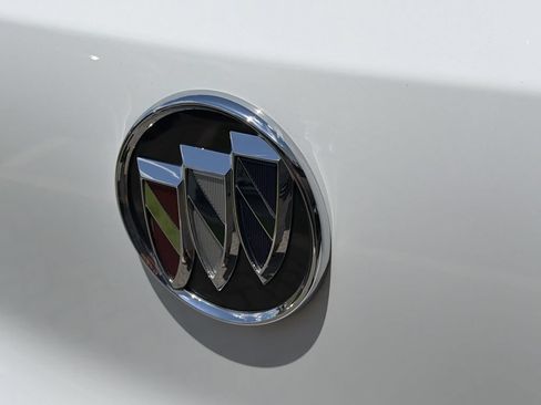 Used 2023 Buick Encore GX Select FWD image 9