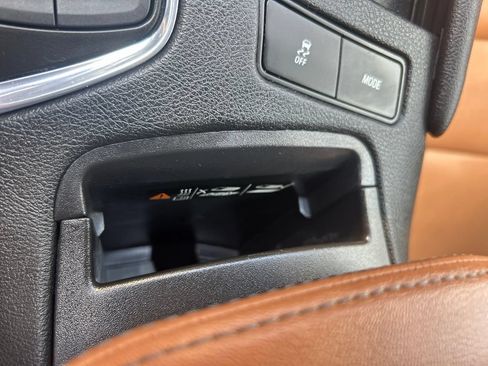 Used 2022 Cadillac XT5 Premium Luxury w/ Technology Package FWD image 37