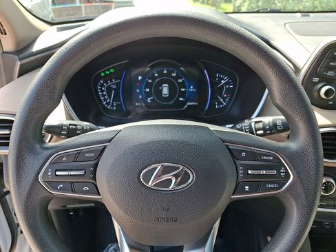 Used 2019 Hyundai Santa Fe SEL FWD image 19
