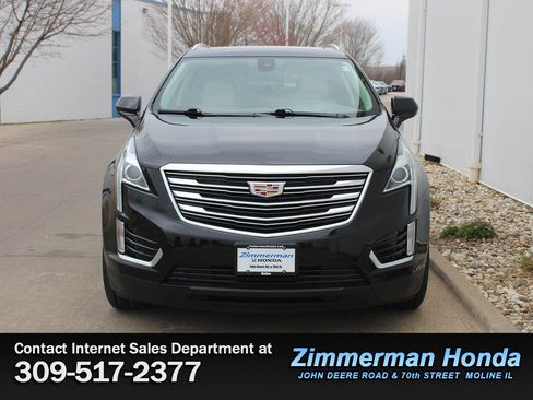 Used 2018 Cadillac XT5 Luxury w/ Driver Awareness Package image 4