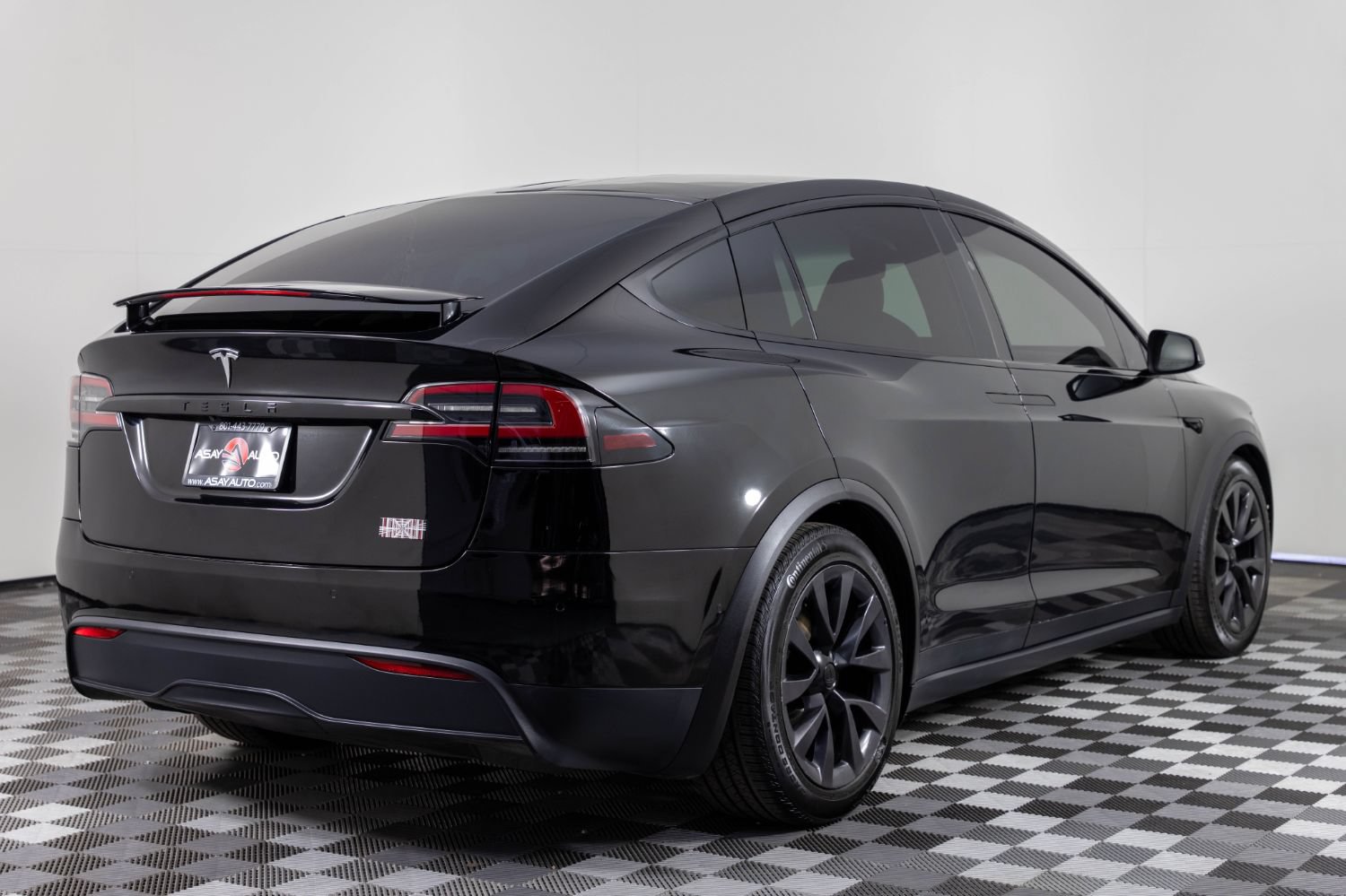 Used 2023 Tesla Model X Plaid AWD/4WD image 7