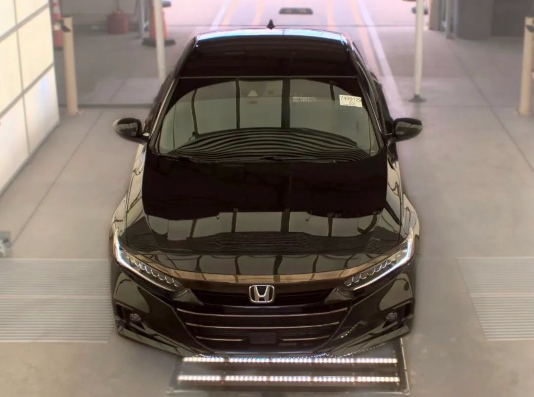 Used 2021 Honda Accord Sport image 6