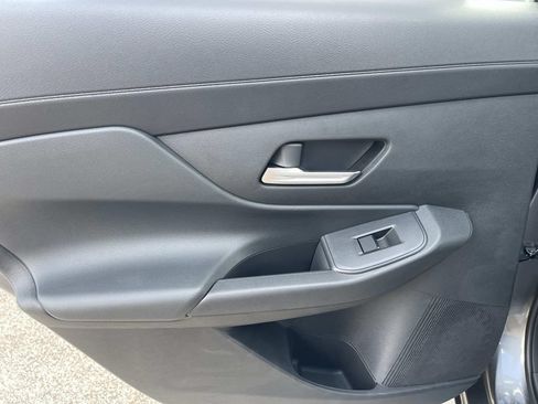 New 2026 Nissan Sentra SV w/ SV Convenience Package FWD image 19