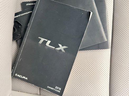 Used 2016 Acura TLX w/ Technology Package image 24